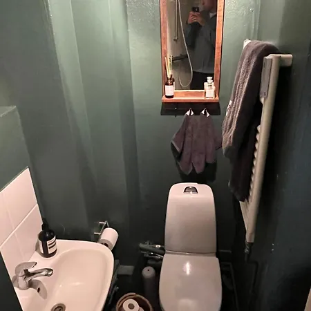 Solrig Pa Osterbro Med Altan